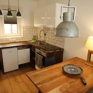Little No. 1 Apartment Hamburg