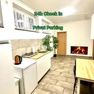 Schoene Mit Eigene Parking Netflix Youtube Apartment Nürnberg